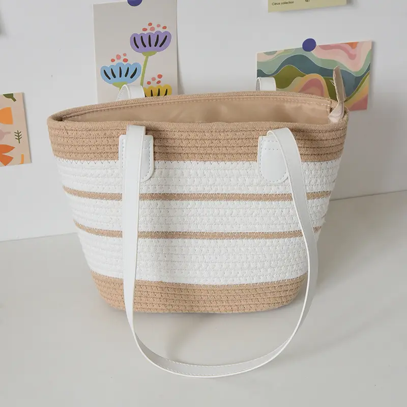 Women's Straw Beach Bag Large Capacity One Shoulder — feature 1