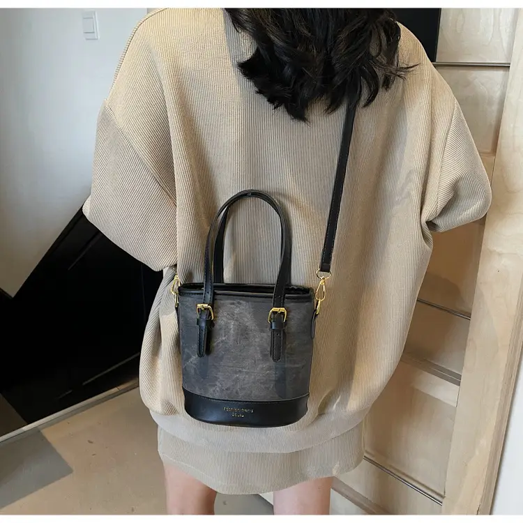 Women Crossbody Bag Brown Beige Leather Handle Shoulder Bag — feature 17