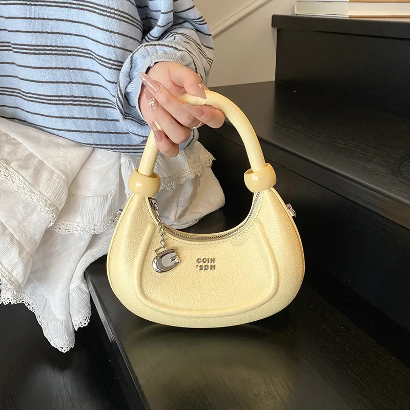 Red 2025 Summer Handbag for Women - Image 10