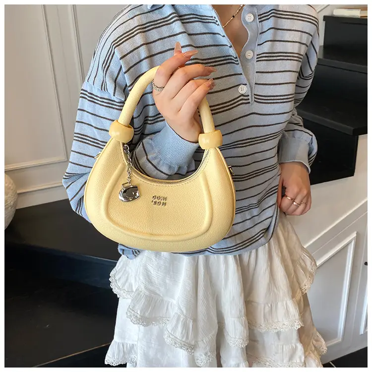 Red 2025 Summer Handbag for Women — feature 14