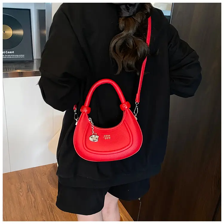 Red 2025 Summer Handbag for Women — feature 24