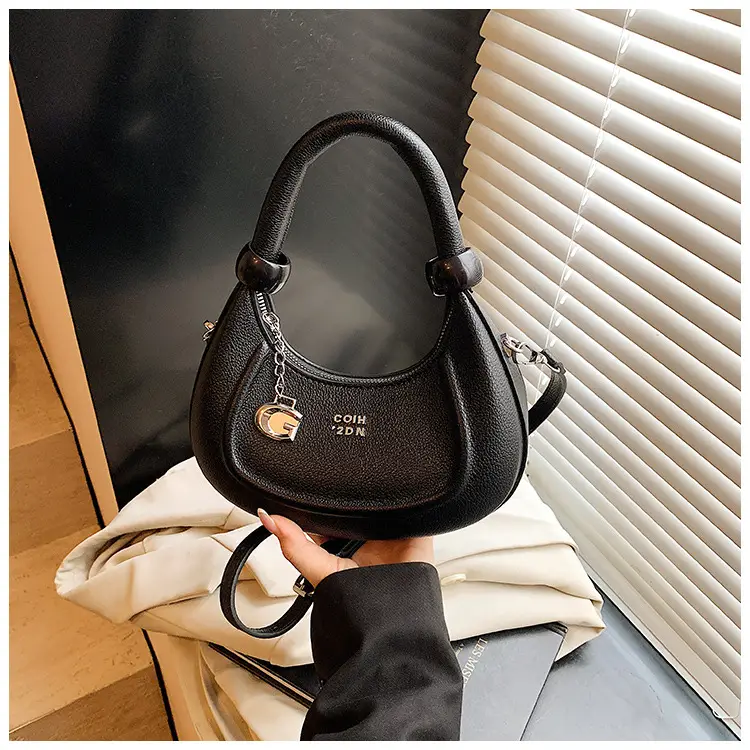 Red 2025 Summer Handbag for Women — feature 29