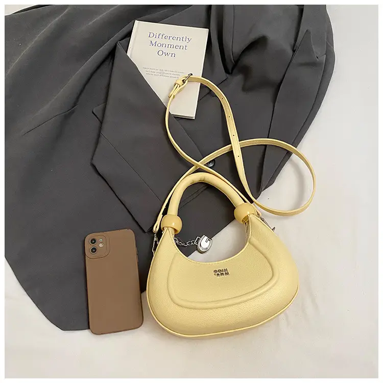 Red 2025 Summer Handbag for Women — feature 9