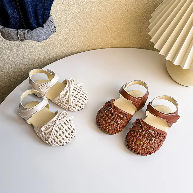 Baby Girl Sandals Summer Brown White Lace Sole — feature 3