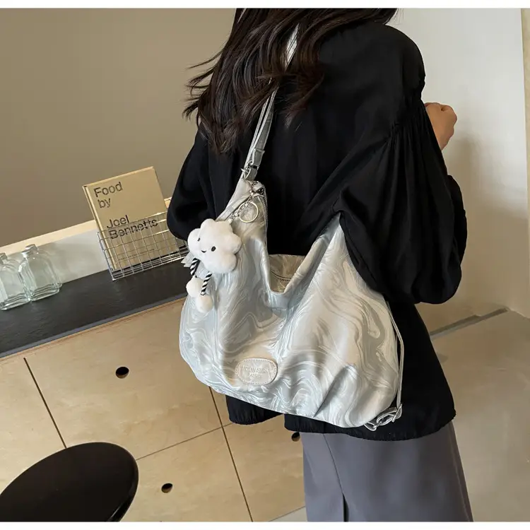 Light Blue Cute Bear Hook Tote Bag for Women — feature 19