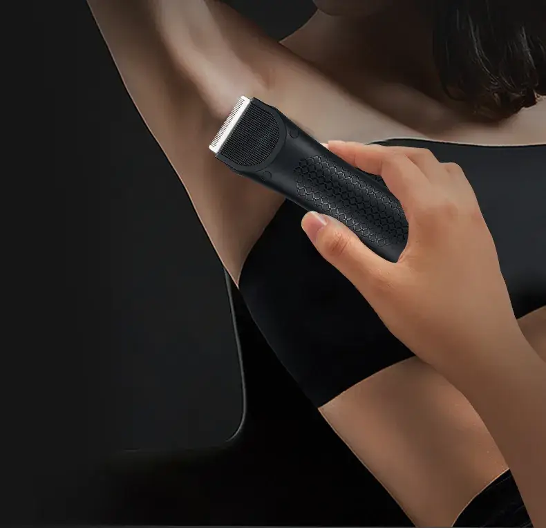 Digital Self-Sharpening Men's Clipper with 4 Blades — feature 12