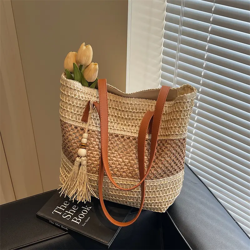 Women's Textured Straw Shoulder Bag Large Capacity New Spring Summer - Image 6