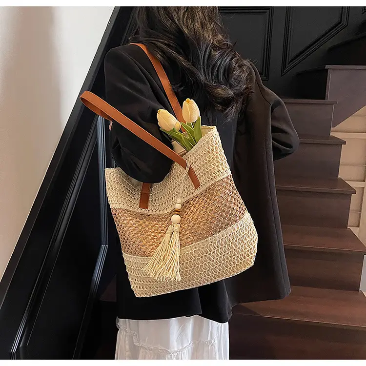 Women's Textured Straw Shoulder Bag Large Capacity New Spring Summer — feature 18