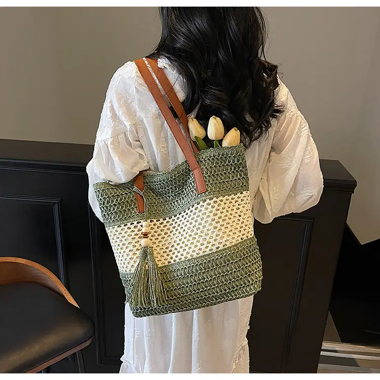 Women's Textured Straw Shoulder Bag Large Capacity New Spring Summer — feature 19