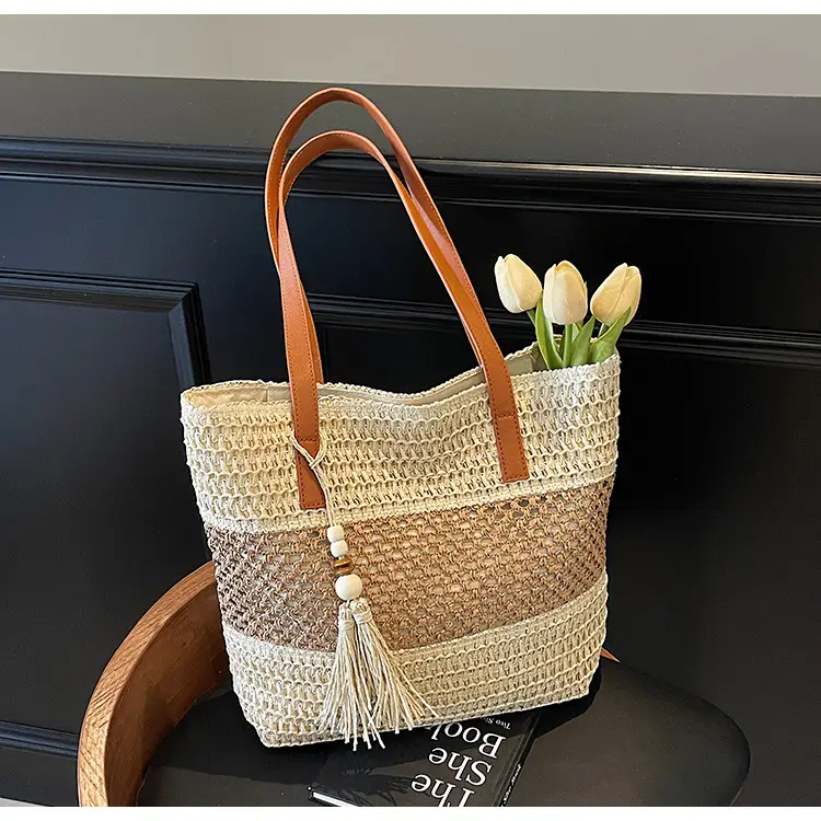 Women's Textured Straw Shoulder Bag Large Capacity New Spring Summer — feature 24