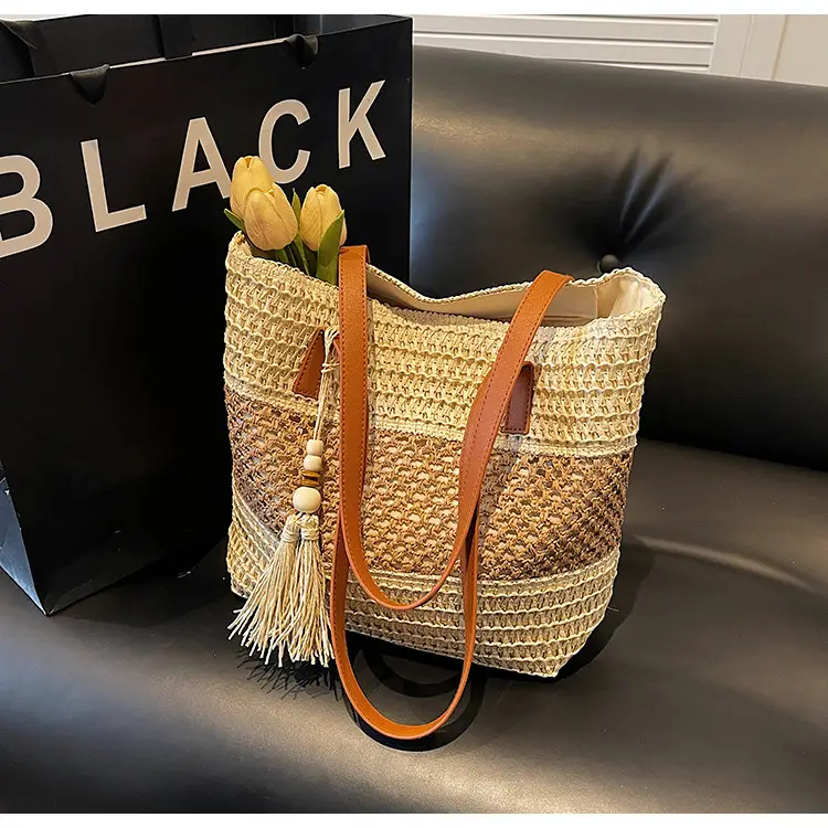 Women's Textured Straw Shoulder Bag Large Capacity New Spring Summer — feature 28