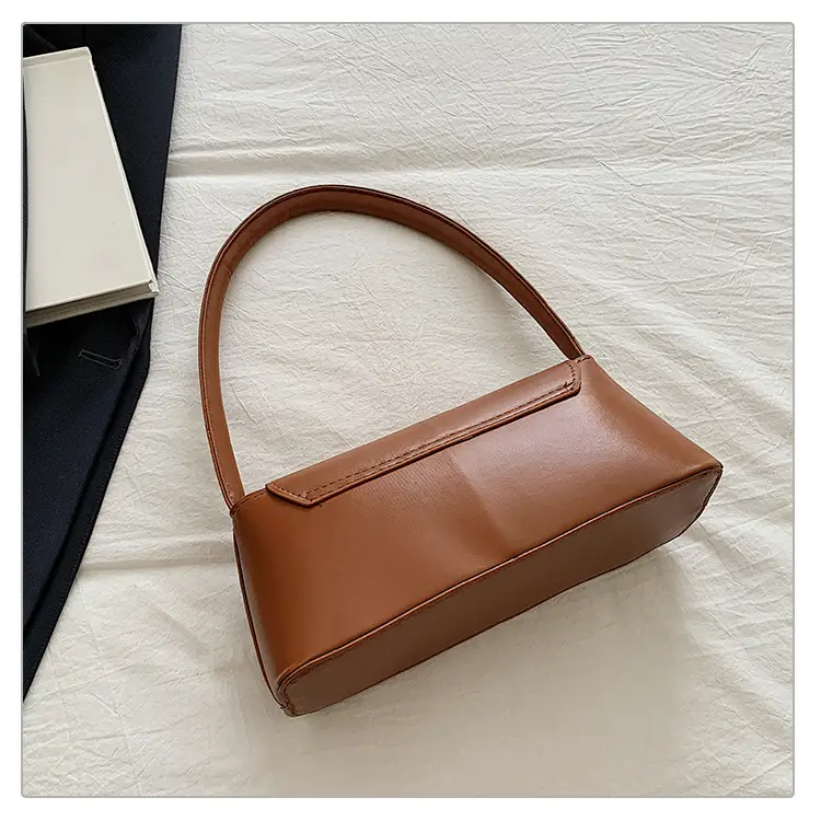 Black Leather Shoulder Bag for Women 2026 New Trend — feature 17