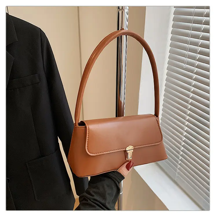 Black Leather Shoulder Bag for Women 2026 New Trend — feature 34