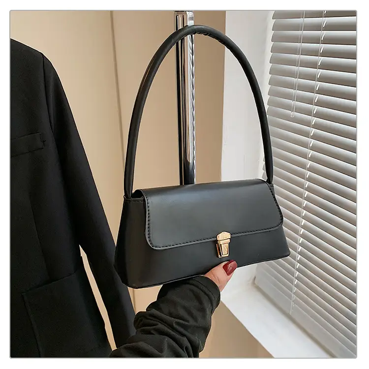 Black Leather Shoulder Bag for Women 2026 New Trend — feature 37