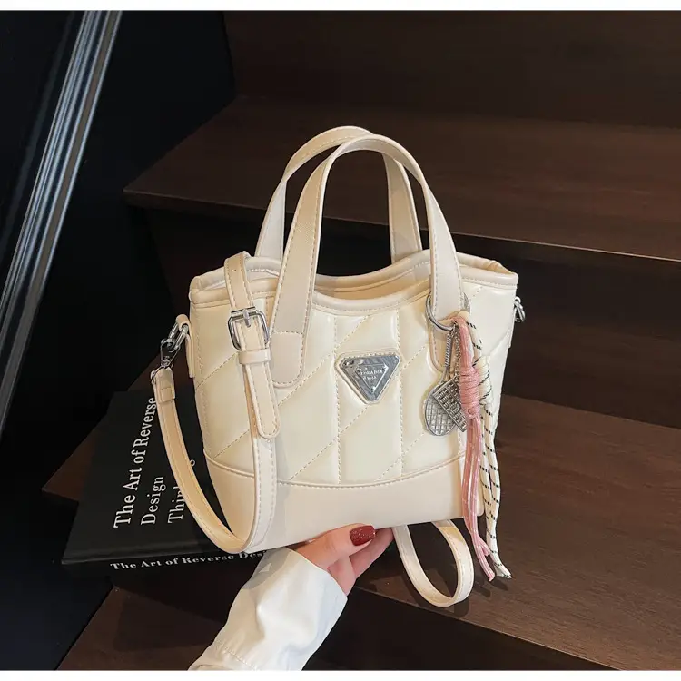 Black Crossbody Bag for Women 2026 New French Style — feature 22