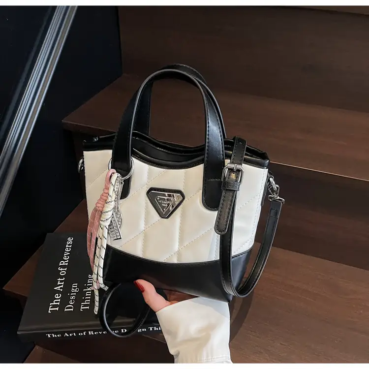 Black Crossbody Bag for Women 2026 New French Style — feature 23