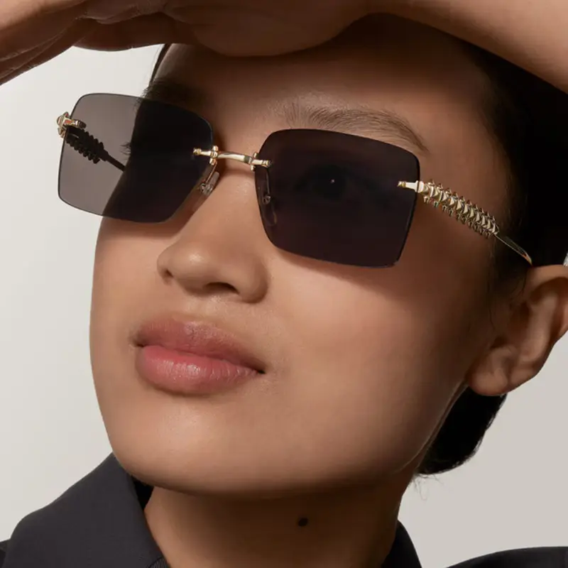 Retro Chain Sunglasses Gold Rim Purple Lens — feature 2
