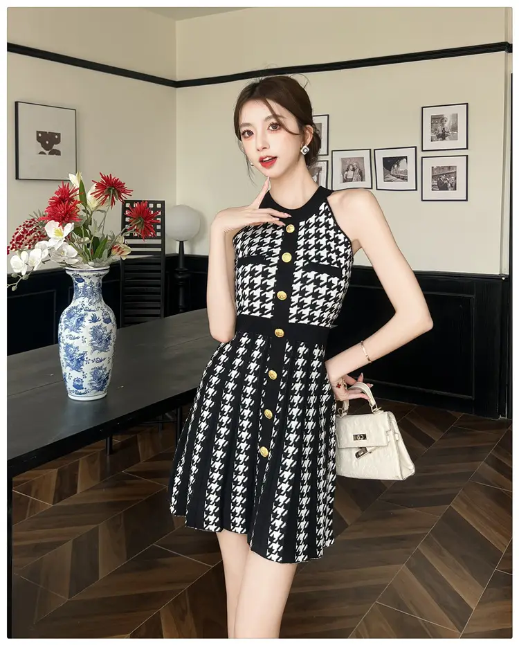 Real Shot of Hepburn Style French Black Letter Halter Dress for Women Summer Waist Slimming Elegant Little Black Dress Knitted Skirt — feature 8
