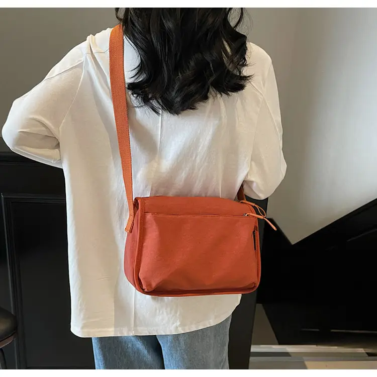 Lightweight Crossbody Bag with Multiple Compartments — feature 24