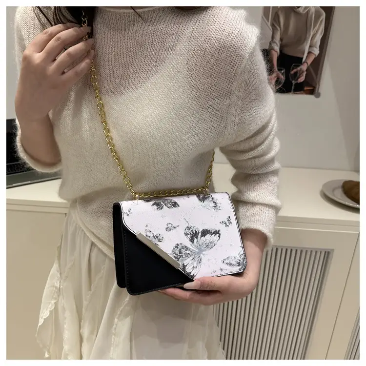 Printed Butterfly Women's 2025 Winter Bag — feature 23