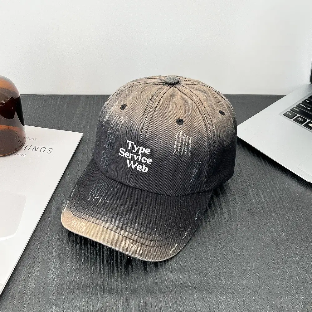 Women Baseball Caps Gradient Color Large Cap — feature 5