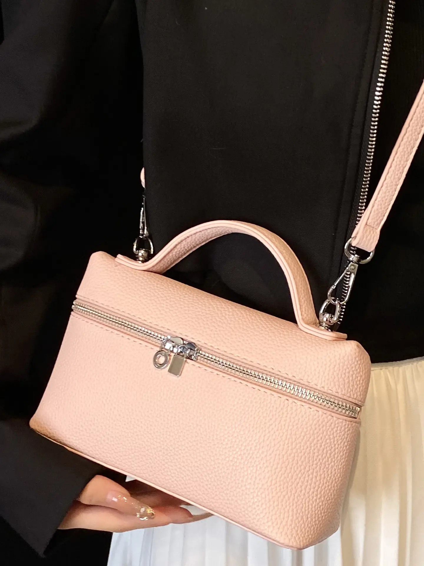 Women's Cream Elephant Design Shoulder Bag 2025 - Image 15