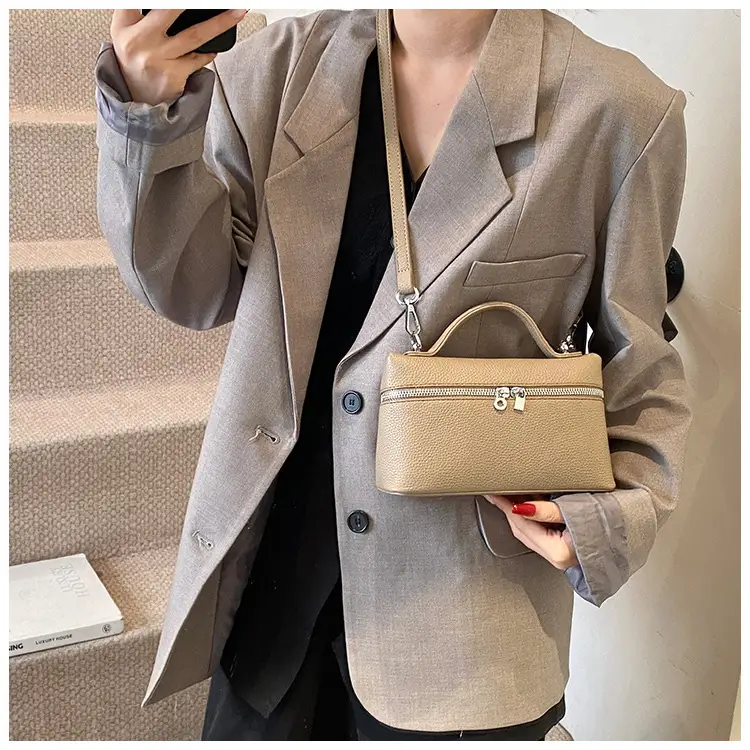 Women's Cream Elephant Design Shoulder Bag 2025 — feature 24