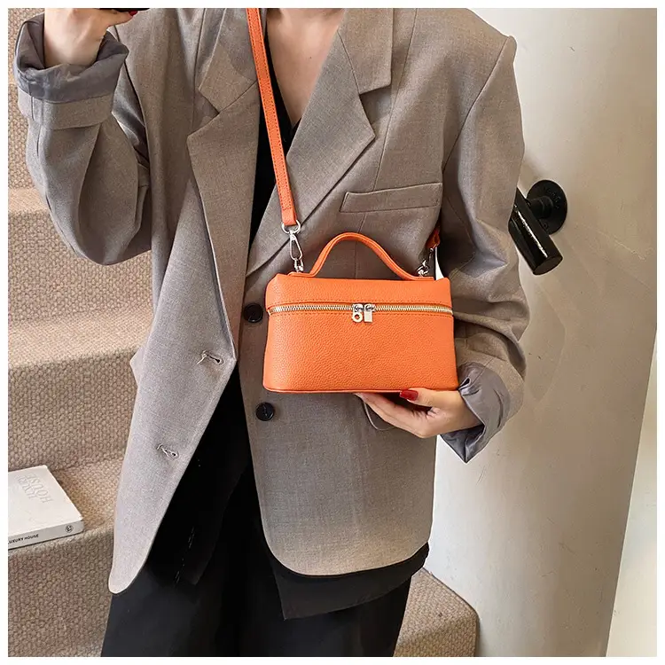 Women's Cream Elephant Design Shoulder Bag 2025 — feature 28