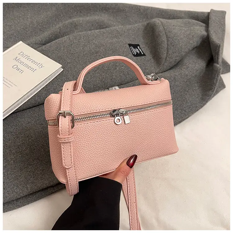 Women's Cream Elephant Design Shoulder Bag 2025 - Image 10