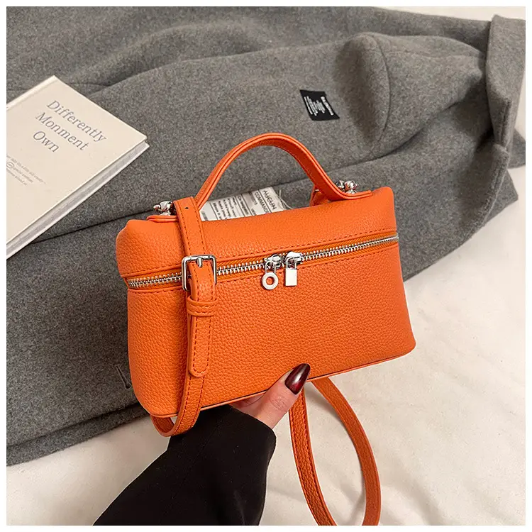 Women's Cream Elephant Design Shoulder Bag 2025 - Image 8