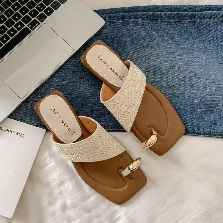 Handmade Straw Woven Retro Holiday Style 2025 Summer One-Line Thong Beach Half-Drag Homemade Woven Sandals for Women — feature 1