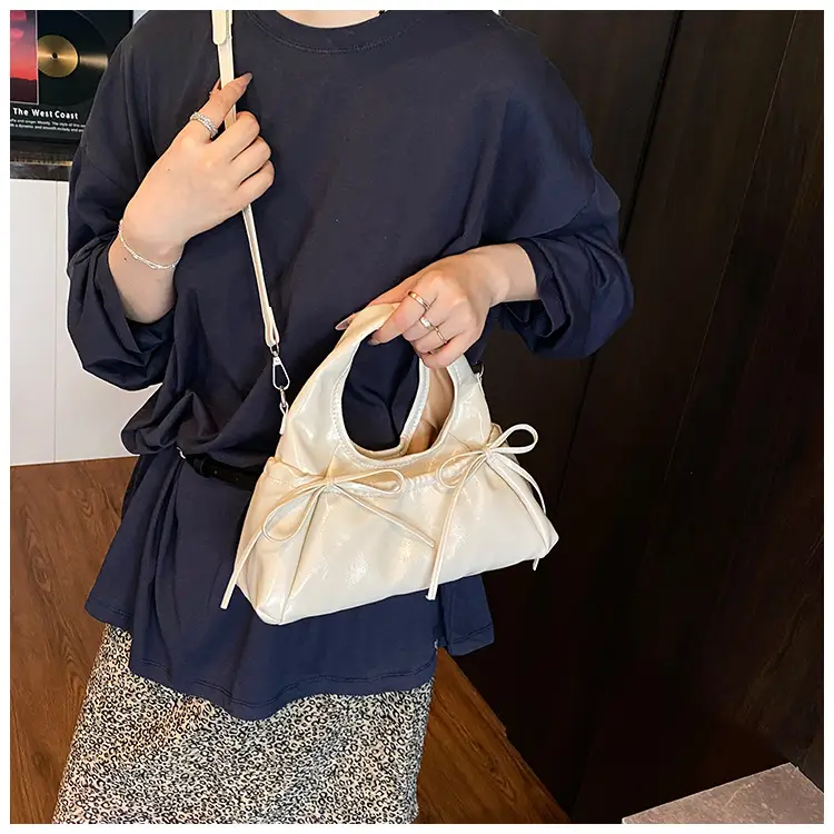 Pink Knot Bow Wrist Bag for Women 2025 — feature 18
