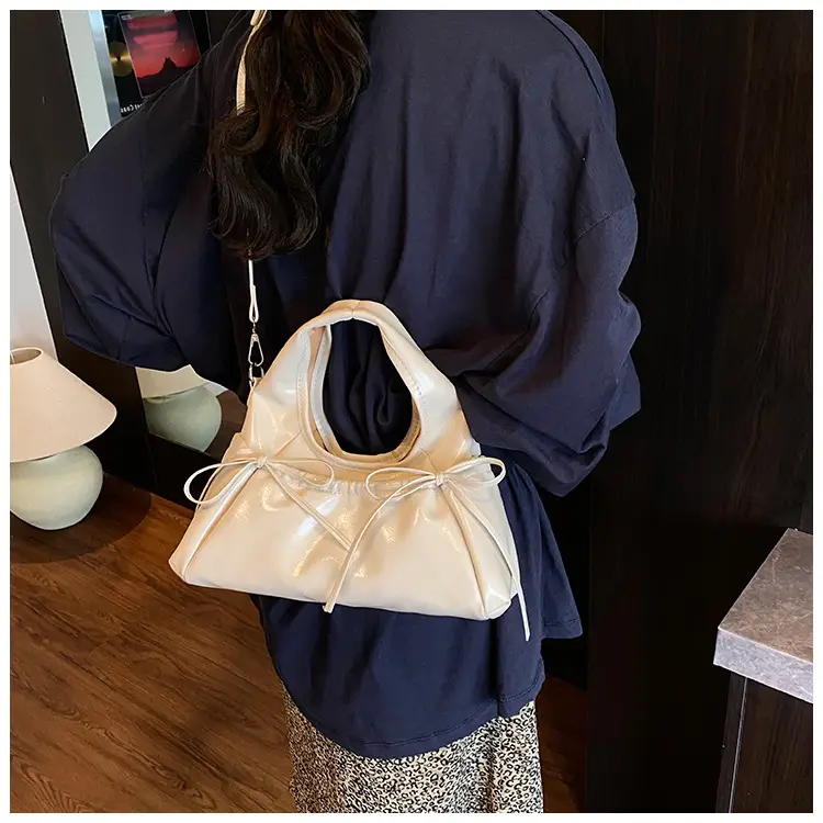Pink Knot Bow Wrist Bag for Women 2025 — feature 19