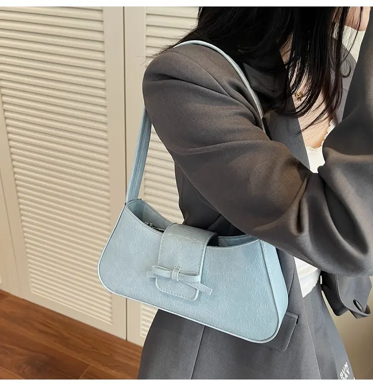 Women's Cream Crossbody Bag Large Capacity 2024 — feature 9