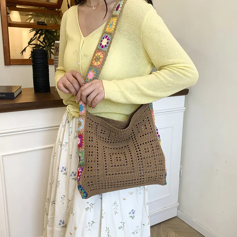 Women's Wool Knitted Sunflower Crossbody Bag - Image 7
