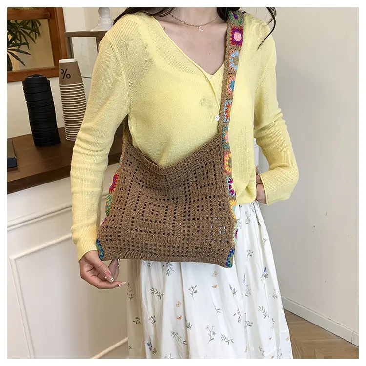 Women's Wool Knitted Sunflower Crossbody Bag — feature 12