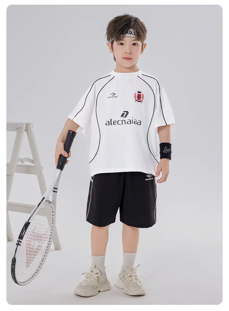 Boys' Paris 10 Jersey Sportswear Set Large — feature 9