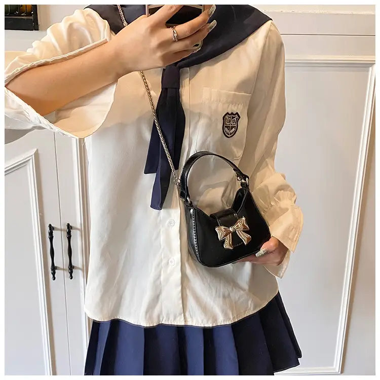 Red Mini Bow Shoulder Crossbody Bag 2024 — feature 19
