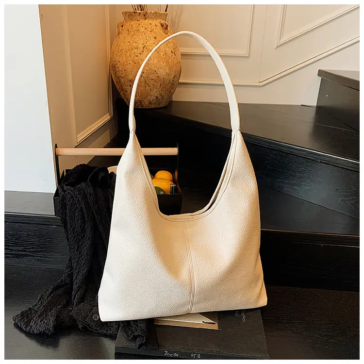 Cream Large Capacity Women's Shoulder Bag 2025 — feature 20