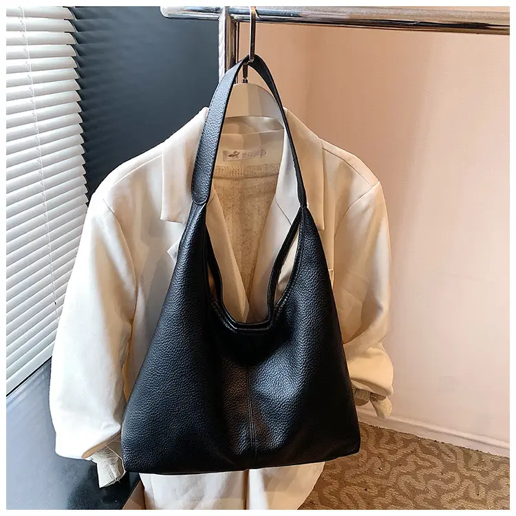 Cream Large Capacity Women's Shoulder Bag 2025 — feature 26