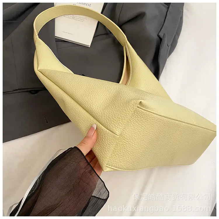 Cream Large Capacity Women's Shoulder Bag 2025 — feature 8