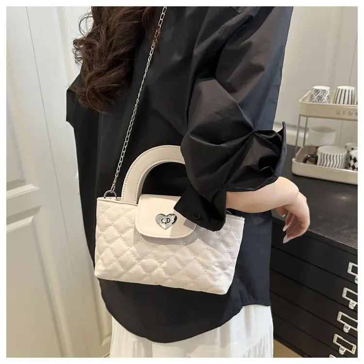 Women's Rhombic Chain Shoulder Bag White 2025 — feature 10