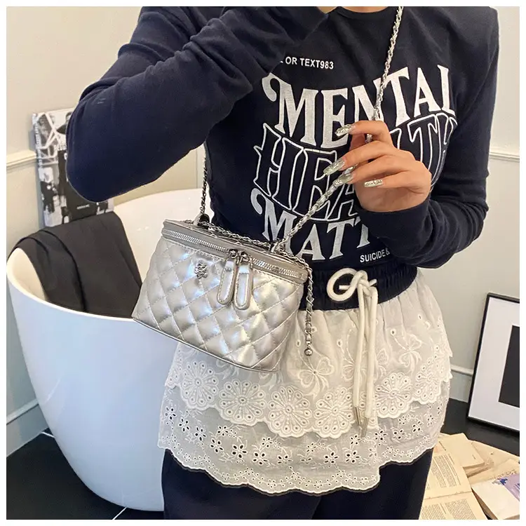 Silver Quilted Chain Shoulder Bag for Women 2026 — feature 25
