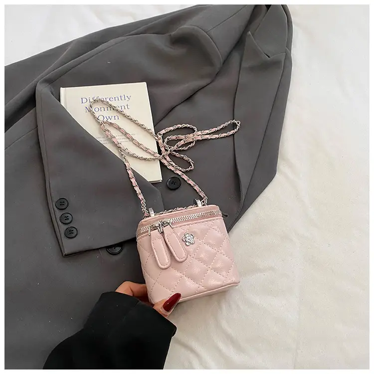 Silver Quilted Chain Shoulder Bag for Women 2026