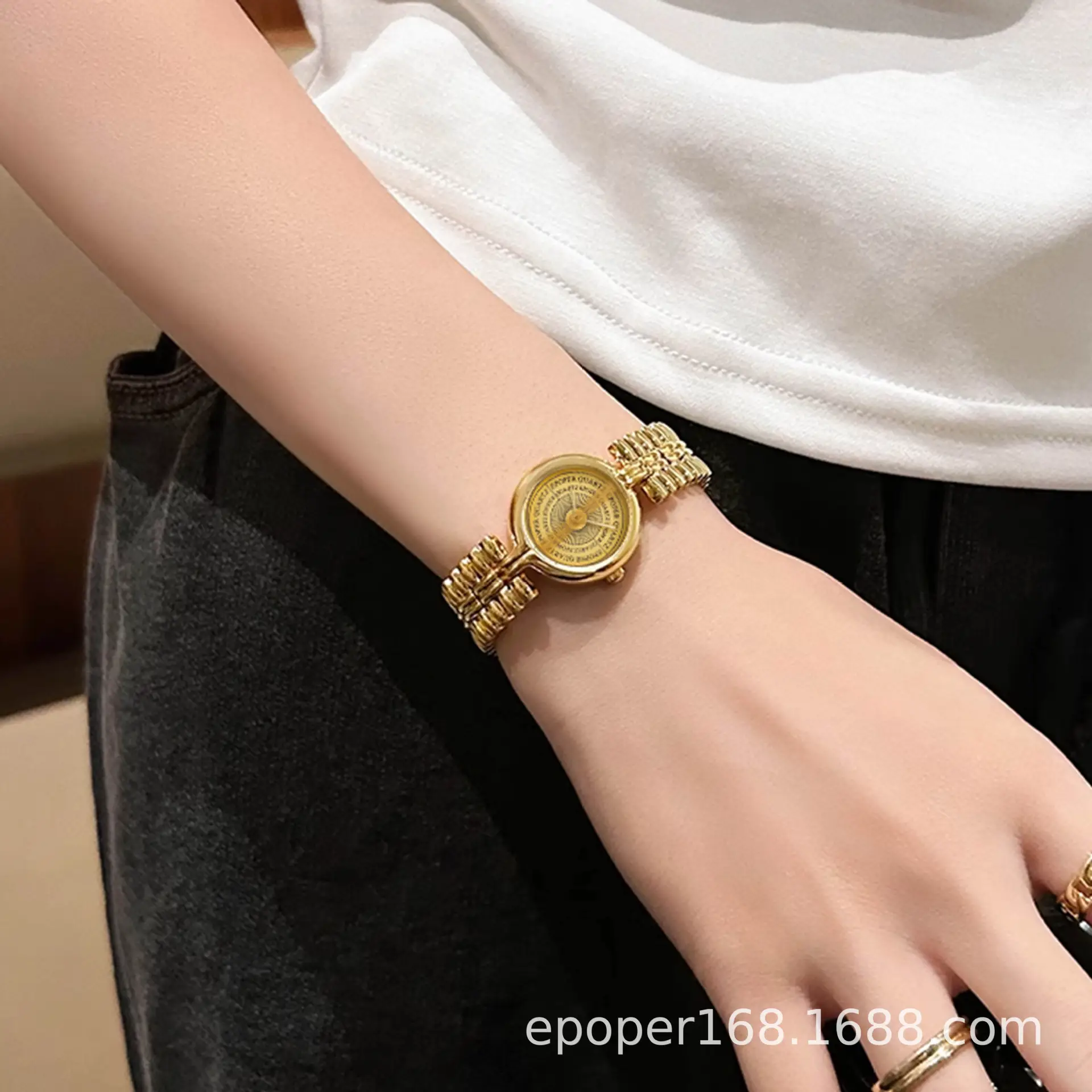 French Light Luxury Women's Chain Watch Quartz Waterproof