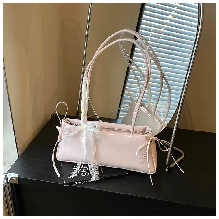 Silver Glitter Shoulder Bag for Women 2026 — feature 40