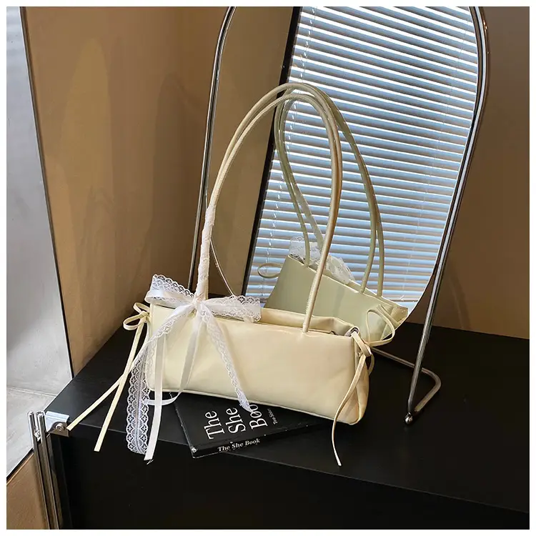 Silver Glitter Shoulder Bag for Women 2026 — feature 42