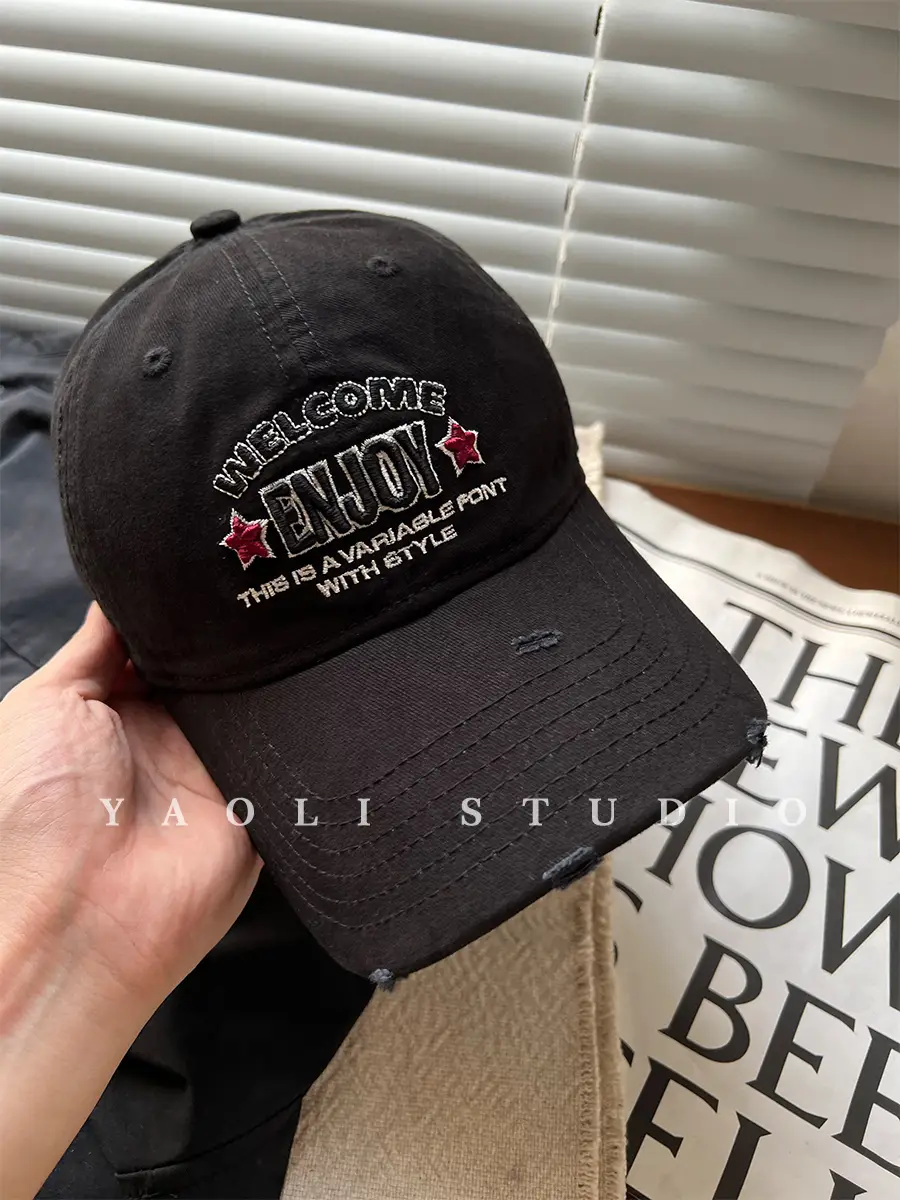 Women Face-Slimming Sunshade Cap with Embroidered Design - Image 5