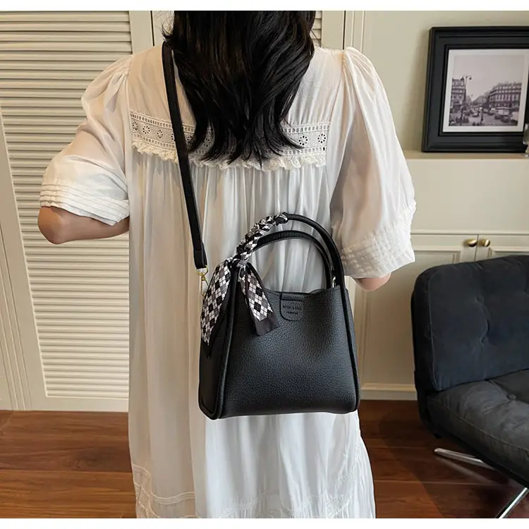 Women's Crossbody Bag Beige Lace Shoulder Crossbody Commuter Bag — feature 22