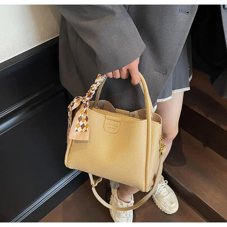 Women's Crossbody Bag Beige Lace Shoulder Crossbody Commuter Bag — feature 28